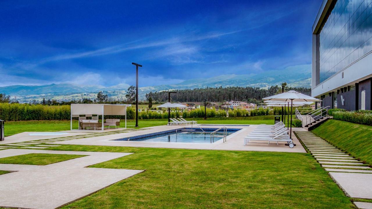 Eb Hotel By Eurobuilding Quito Airport Tababela Exterior foto